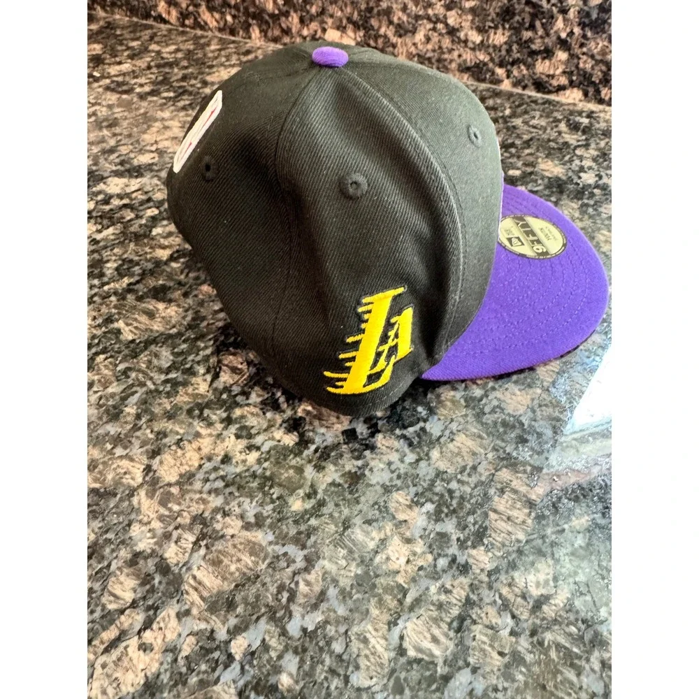 New Era 9FIFTY Los Angeles Lakers Youth Snapback Hat Black Purple NBA‎ 60761326